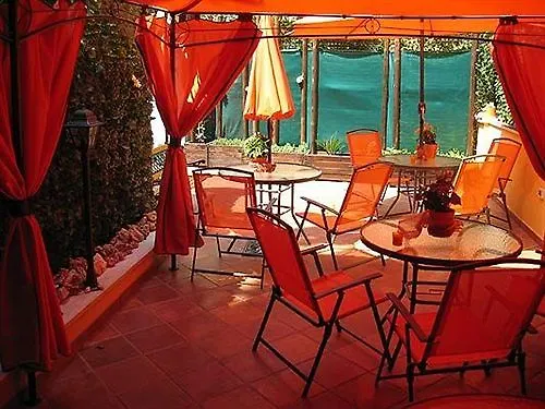 Oda ve Kahvaltı Sweet Dream Trevi 4*